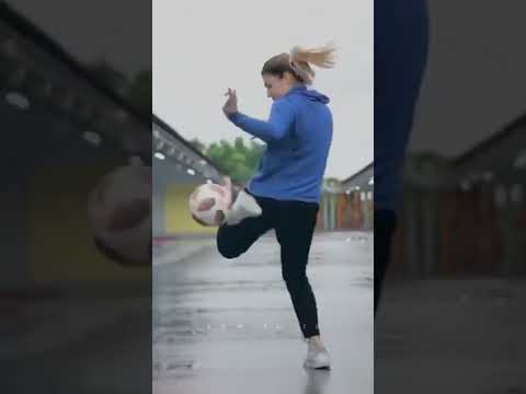 Girl best skills of football nice Altitude in skills short status | Swag Video status
